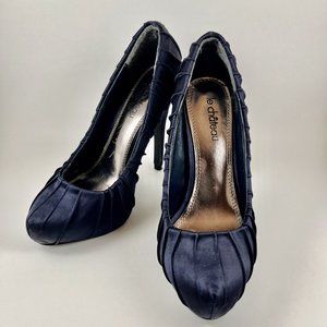 Le Chateau Women's Dark Blue Size 6.5 High Heel shoes